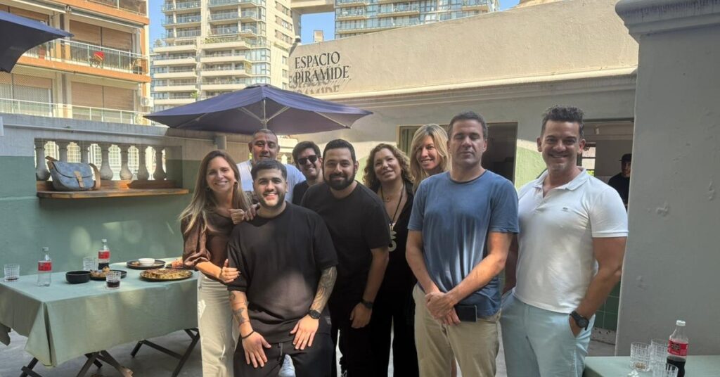 VISTAGE – Estuvimos en la exposición de Pirámide Home: una tarde de aprendizaje y buena energía